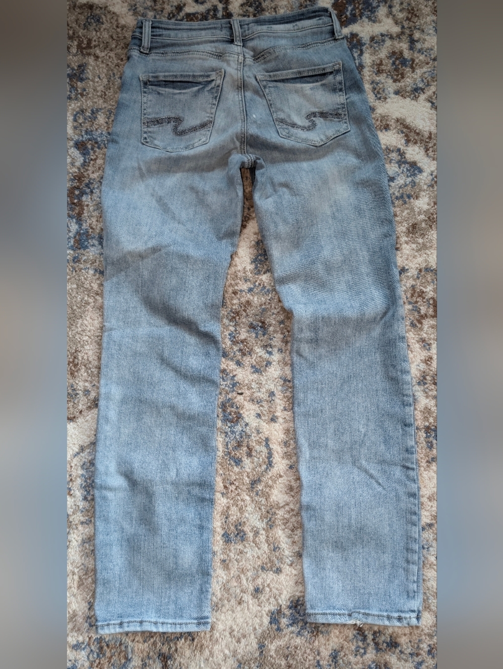 Silver Jeans Co. Avery Straight W28/L31